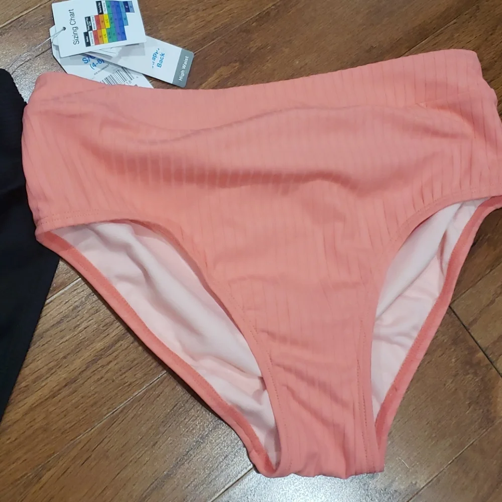 Time‎ and tru bikini